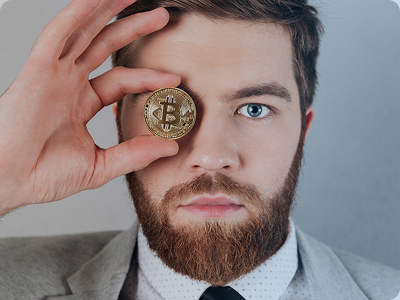 Julian Wolf – Chief Analyst bei DragonWealth AI